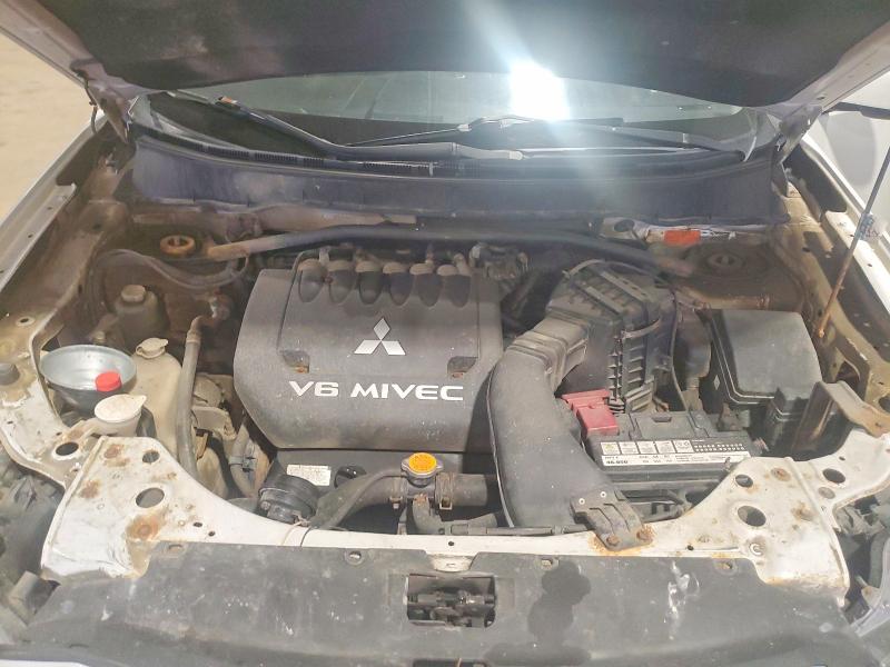 Photo 12 from auction – 2011 MITSUBISHI OUTLANDER with VIN JA4JT3AX3BU603555
