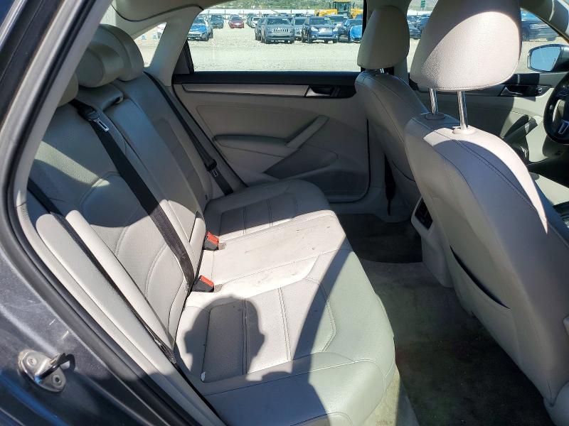 Photo 10 from auction – 2014 VOLKSWAGEN PASSAT with VIN 1VWBT7A36EC084507