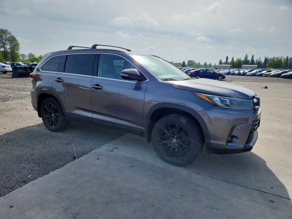 Photo 4 from auction – 2019 TOYOTA HIGHLANDER with VIN 5TDJZRFH8KS593358