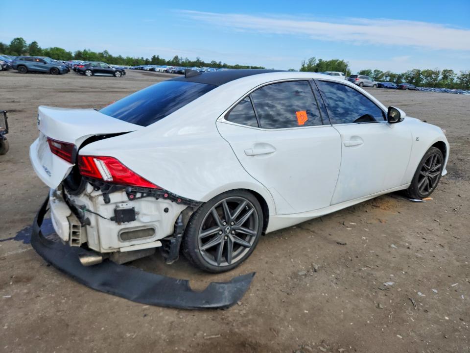 Foto 3 de la subasta – 2014 LEXUS IS con VIN JTHCF1D28E5007476