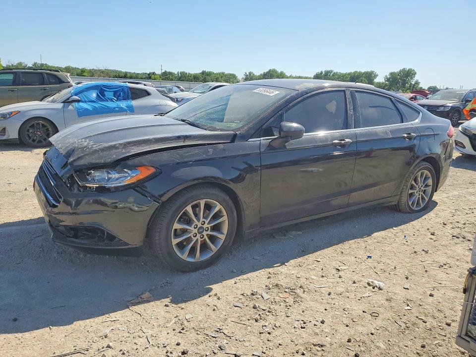 FORD FUSION SE 2017 with VIN 3FA6P0H74HR370747 - Photo from auction