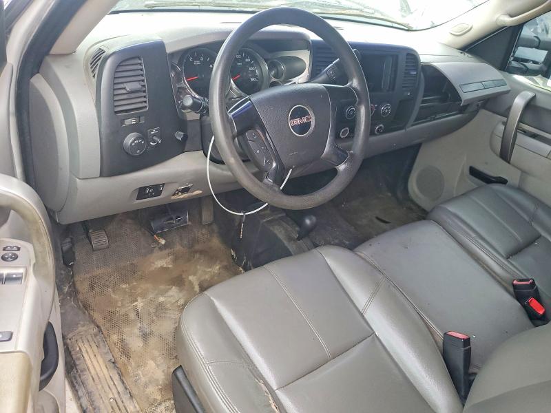 Photo 8 from auction – 2010 GMC SIERRA with VIN 1GD3K2B69AF111676