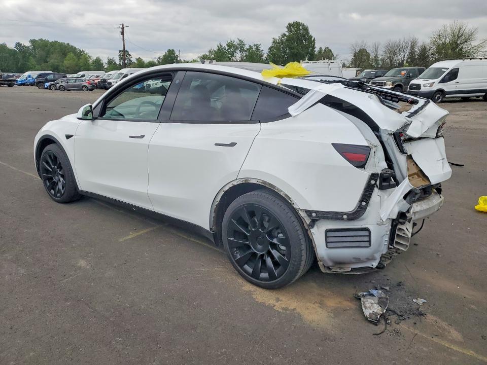 Photo 2 from auction – 2021 TESLA MODEL Y with VIN 5YJYGAEE0MF232081