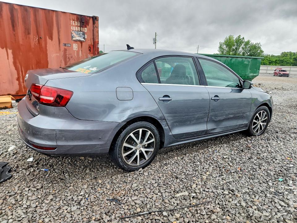 Photo 3 from auction – 2017 VOLKSWAGEN JETTA with VIN 3VWDB7AJ6HM322191