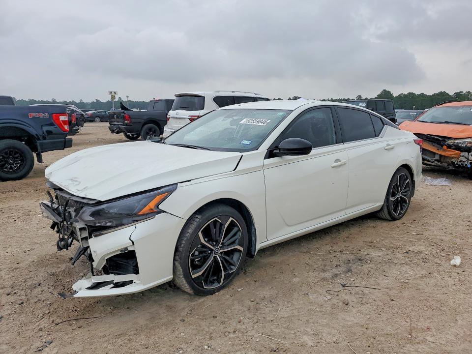NISSAN ALTIMA 2023 with VIN 1N4BL4CV3PN355486 - Photo from auction