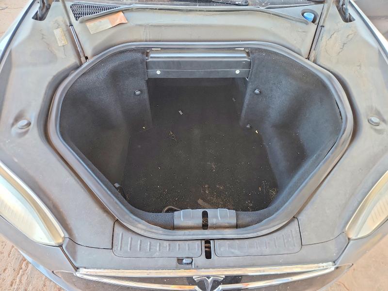 Photo 11 from auction – 2014 TESLA MODEL S with VIN 5YJSA1H11EFP30694