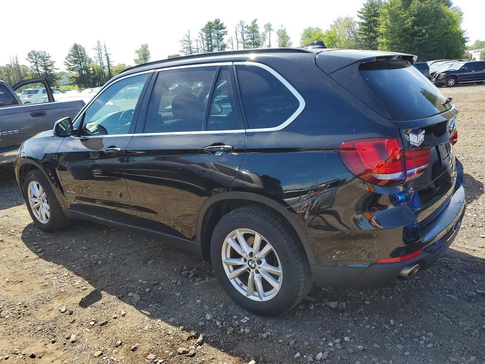 Foto 2 de la subasta – 2015 BMW X5 con VIN 5UXKS4C55F0N07632