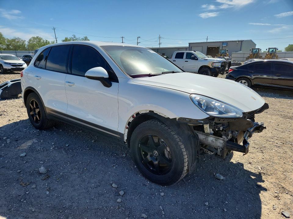 Photo 4 from auction – 2016 PORSCHE CAYENNE with VIN WP1AA2A25GLA02315