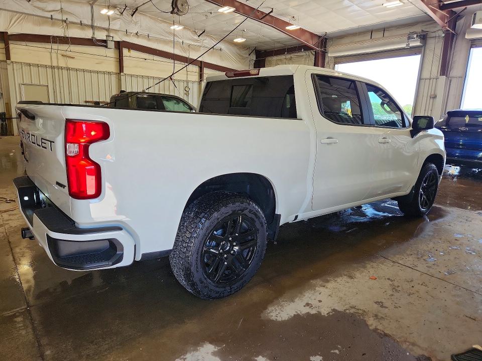 Photo 3 from auction – 2026 CHEVROLET SILVERADO with VIN 1GCUKEE89TZ123903