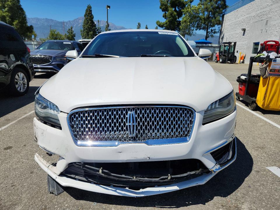 Фото 5 с аукциона – 2017 LINCOLN MKZ с VIN 3LN6L5E95HR601627