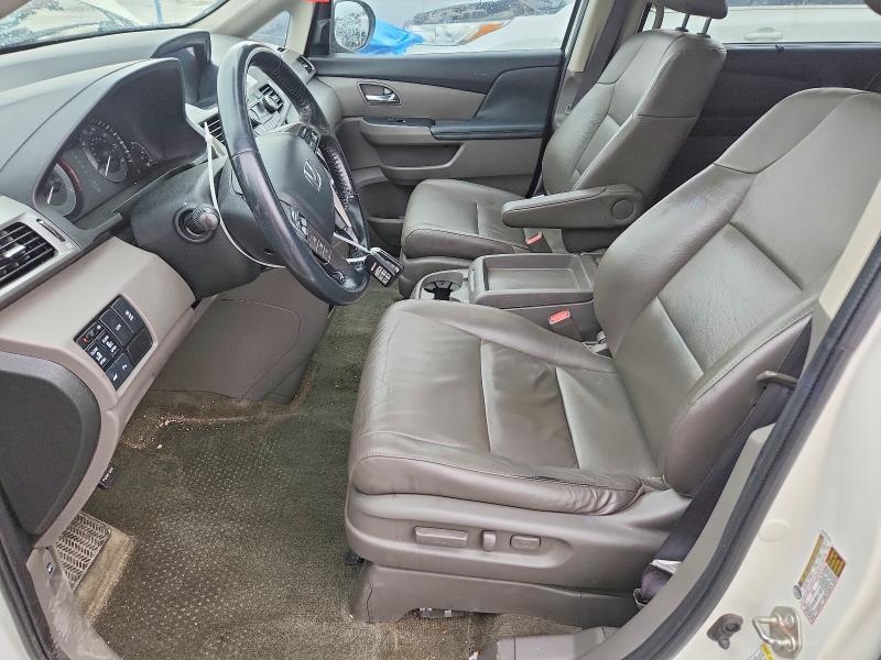 Photo 7 from auction – 2016 HONDA ODYSSEY with VIN 5FNRL5H93GB036422