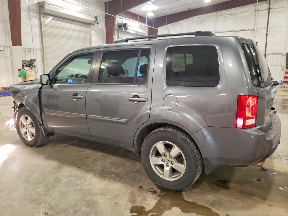 Photo 2 from auction – 2011 HONDA PILOT with VIN 5FNYF4H51BB093219