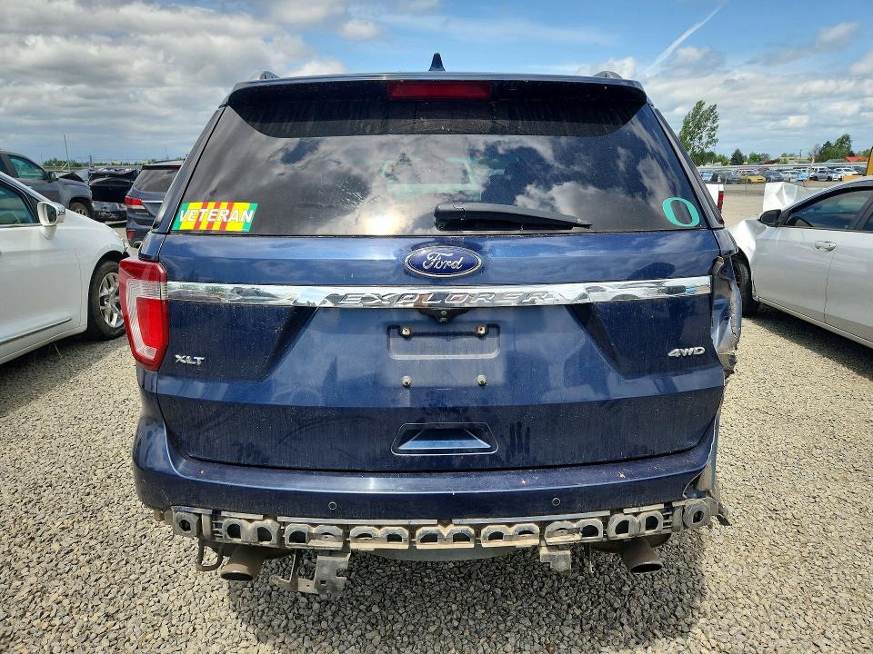 Photo 6 from auction – 2016 FORD EXPLORER with VIN 1FM5K8D85GGB74903