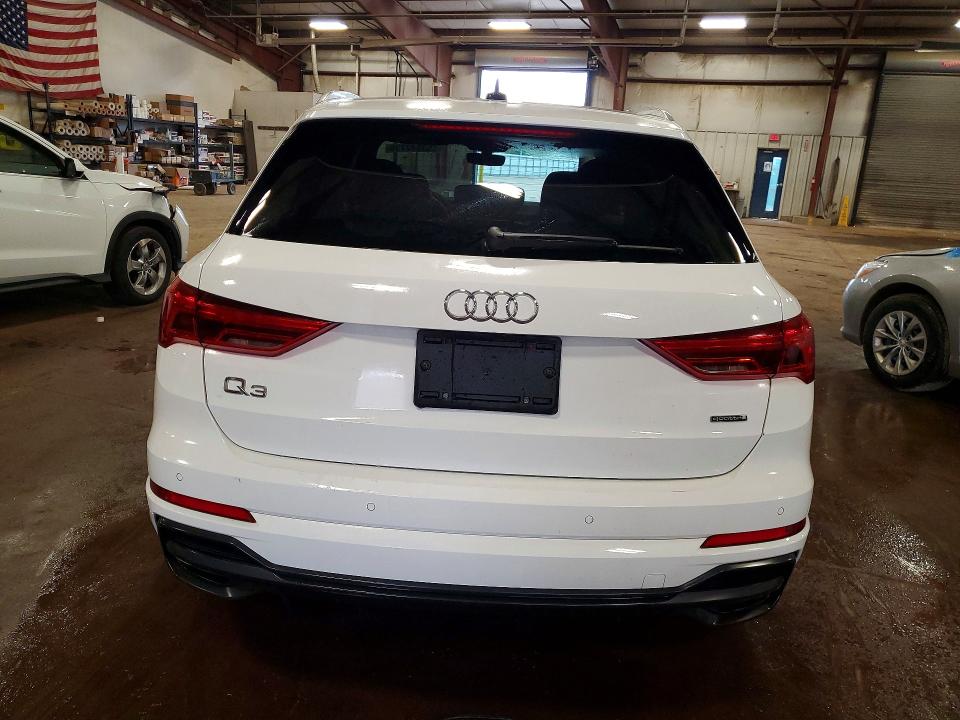 Photo 6 from auction – 2022 AUDI Q3 with VIN WA1EECF36N1148286