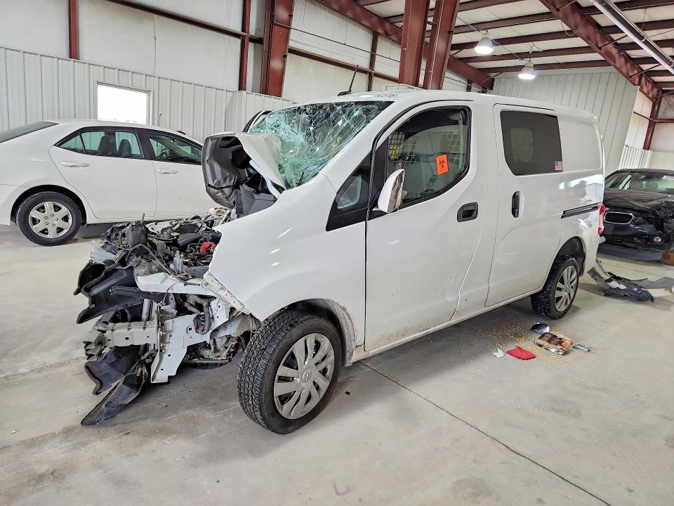 2021 NISSAN NV200