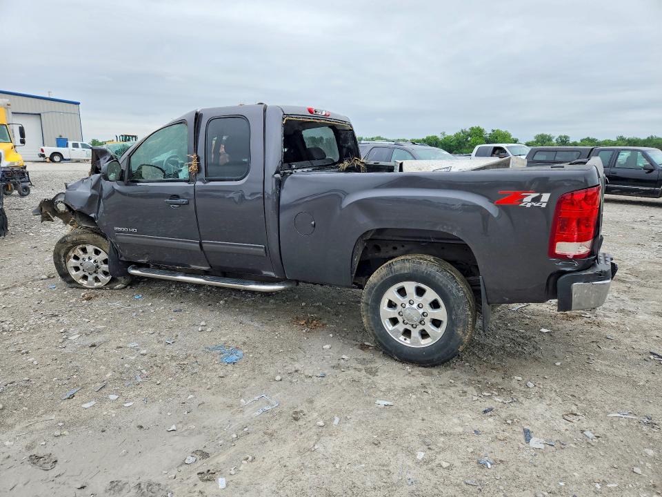 Zdjęcie 2 z aukcji – 2011 GMC SIERRA z VIN 1GT220CG8BZ311198