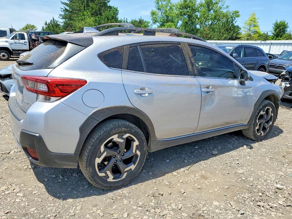 Photo 3 from auction – 2023 SUBARU CROSSTREK with VIN JF2GTHNCXP8252312
