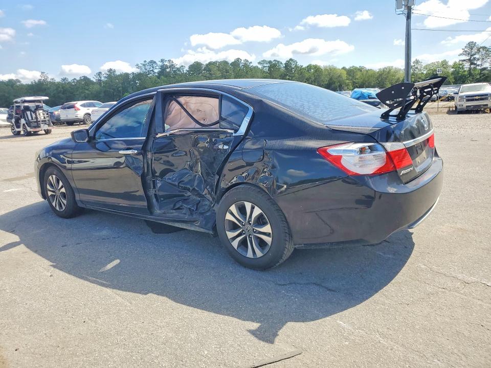Photo 2 from auction – 2015 HONDA ACCORD with VIN 1HGCR2F36FA161098