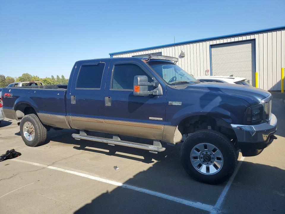 Photo 4 from auction – 2004 FORD F350 with VIN 1FTSW31P34ED87592