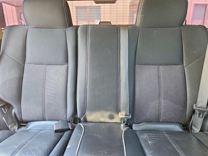 Photo 10 from auction – 2008 HUMMER H3 with VIN 5GTEN13E988194022