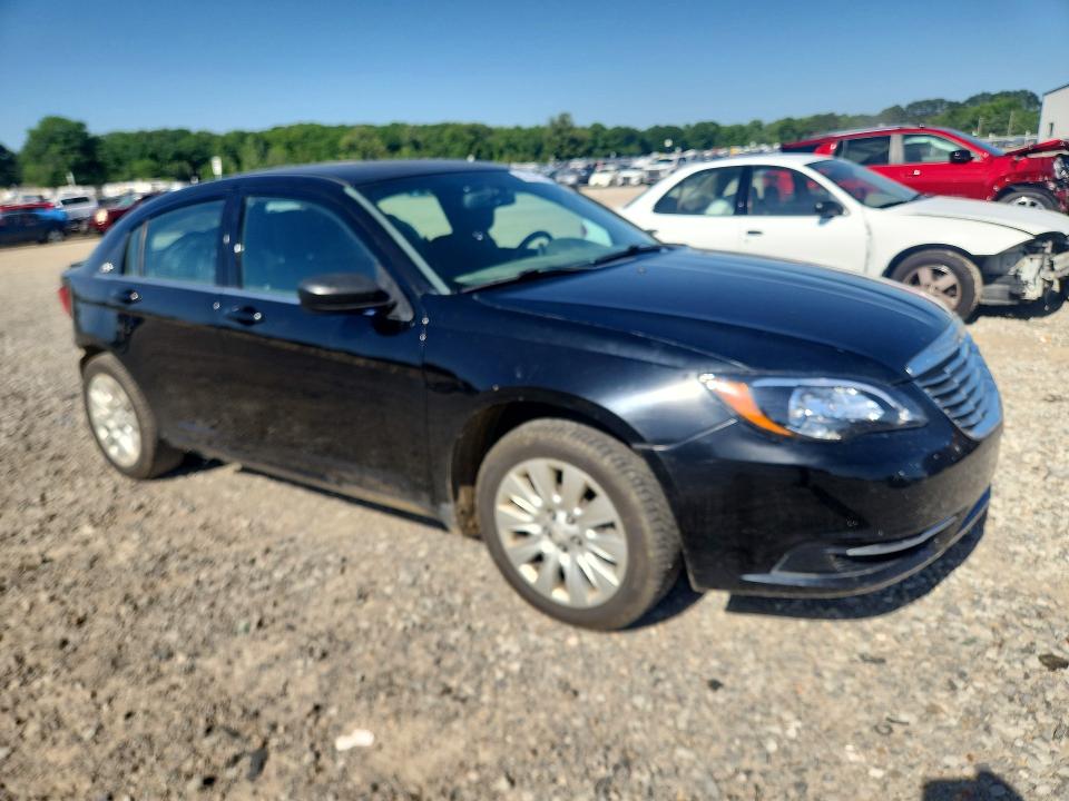 Photo 4 from auction – 2012 CHRYSLER 200 with VIN 1C3CCBABXCN106516