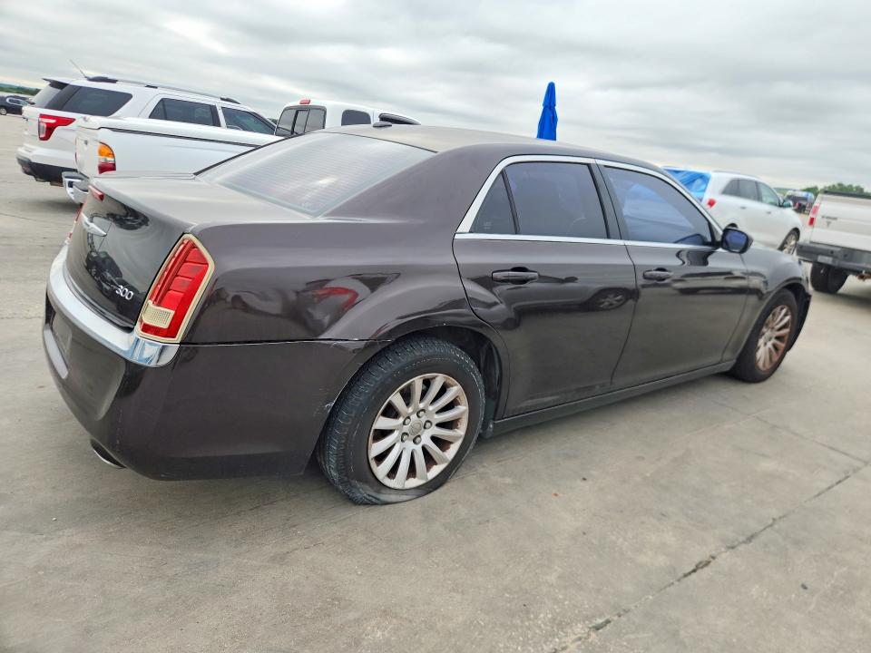 Снимка 3 от търг – 2012 CHRYSLER 300 с VIN 2C3CCAAG1CH184472