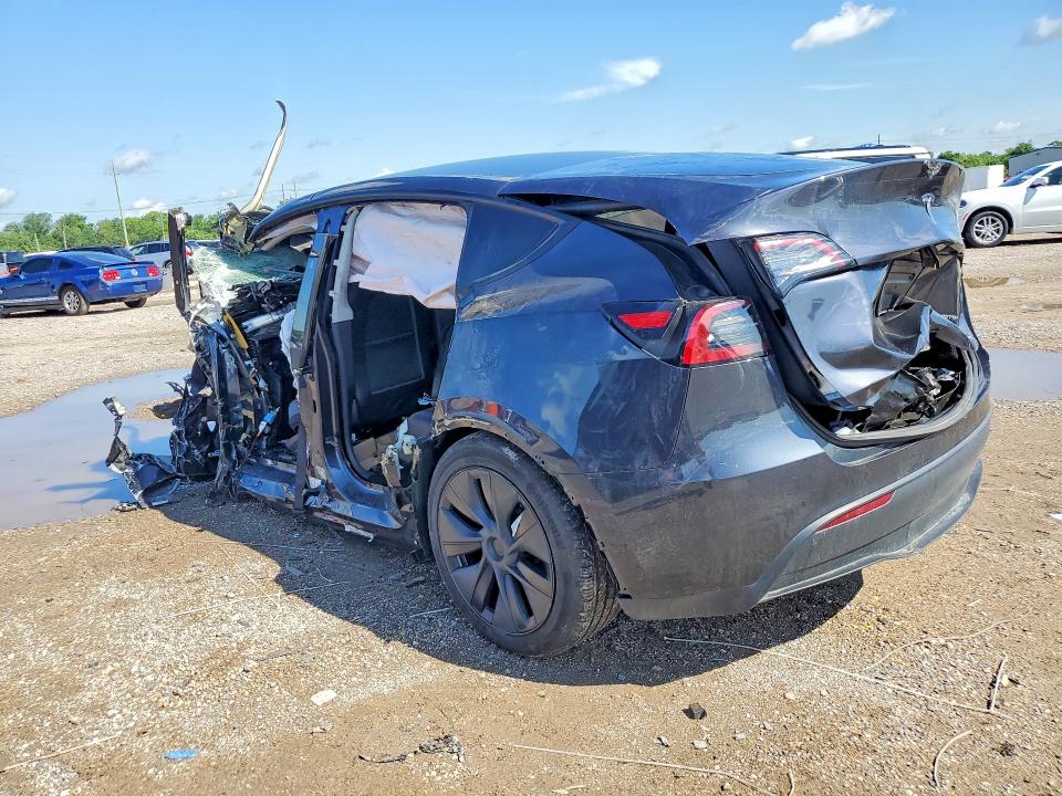 Photo 2 from auction – 2024 TESLA MODEL Y with VIN 7SAYGDEEXRF117354