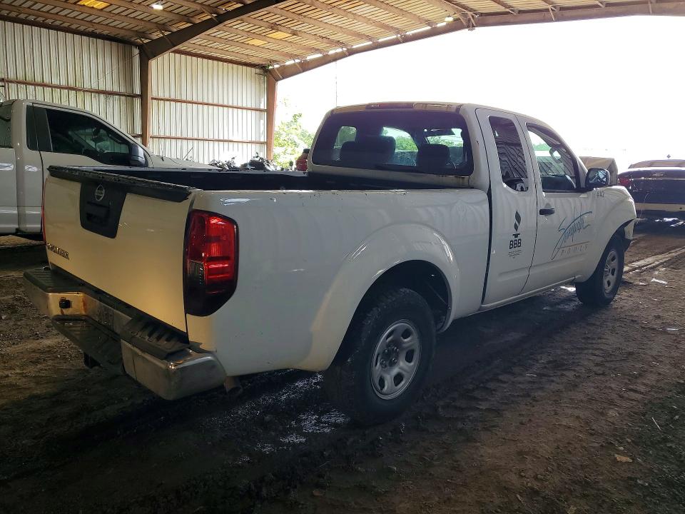 Photo 3 from auction – 2015 NISSAN FRONTIER with VIN 1N6BD0CT9FN707626