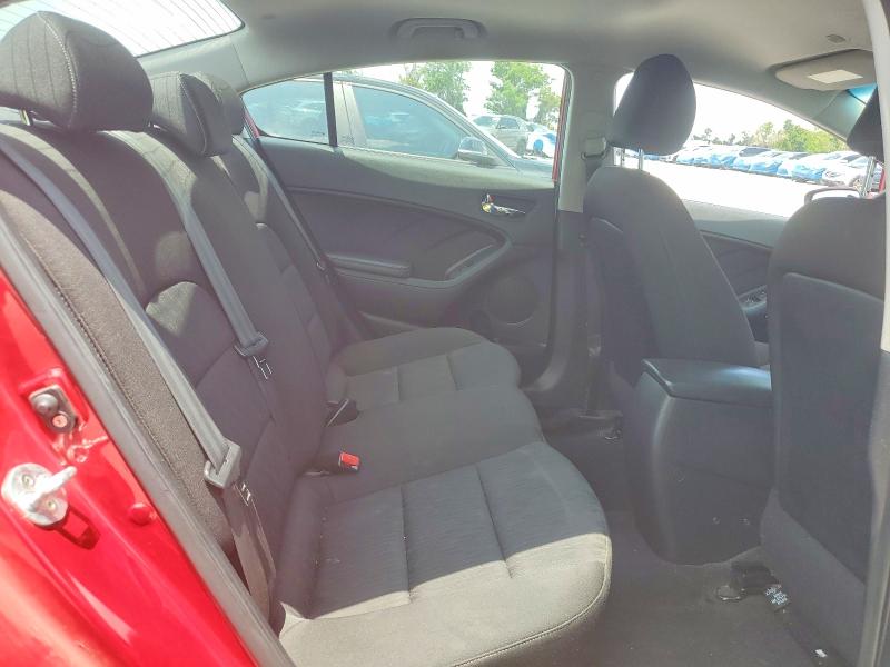 Photo 10 from auction – 2016 KIA FORTE with VIN KNAFK4A61G5564362