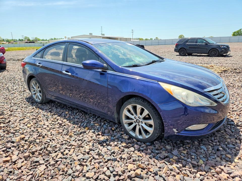Photo 4 from auction – 2012 HYUNDAI SONATA with VIN 5NPEC4AC7CH498668
