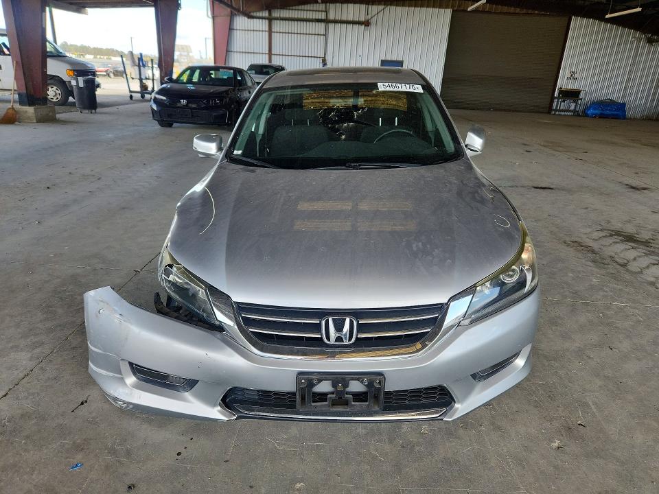 Photo 5 from auction – 2015 HONDA ACCORD with VIN 1HGCR2F75FA104524