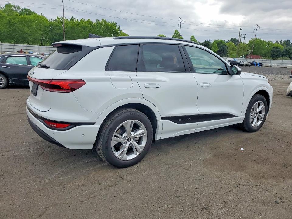 Photo 3 from auction – 2025 AUDI Q6 E-TRON with VIN WA112BGF9SA021196