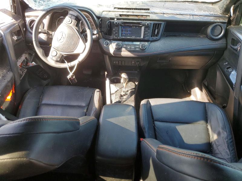 Photo 8 from auction – 2017 TOYOTA RAV4 with VIN 2T3JFREV3HW584476