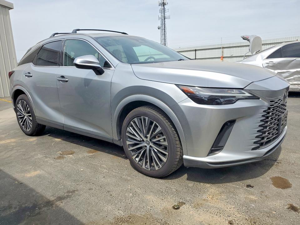 Photo 4 from auction – 2023 LEXUS RX 350 with VIN 2T2BAMBA0PC001048