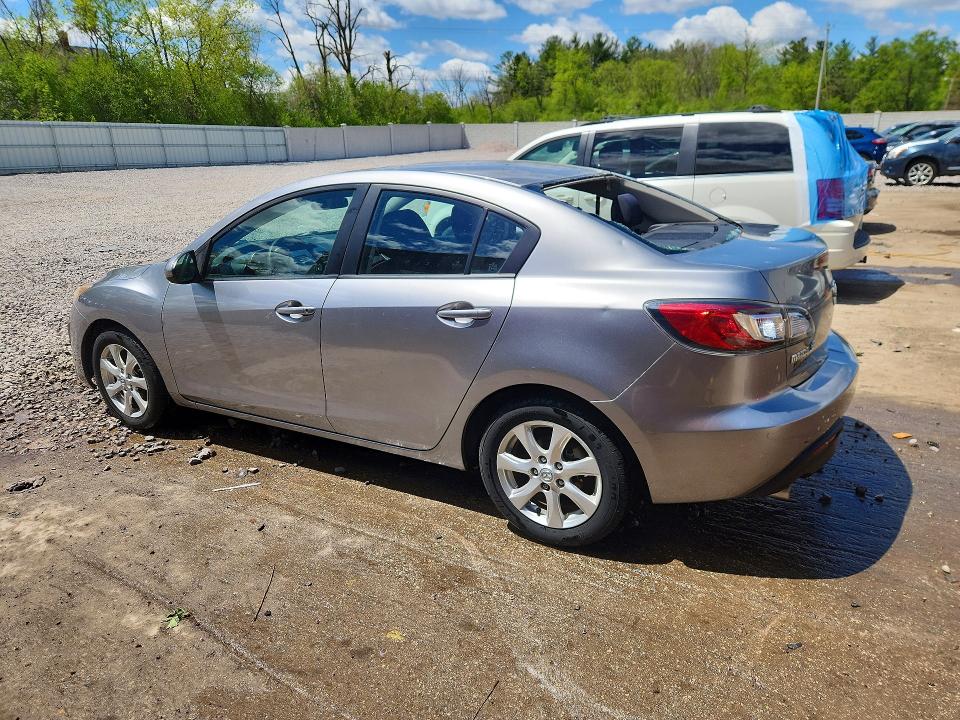 Photo 2 from auction – 2011 MAZDA 3 with VIN JM1BL1VF1B1384788