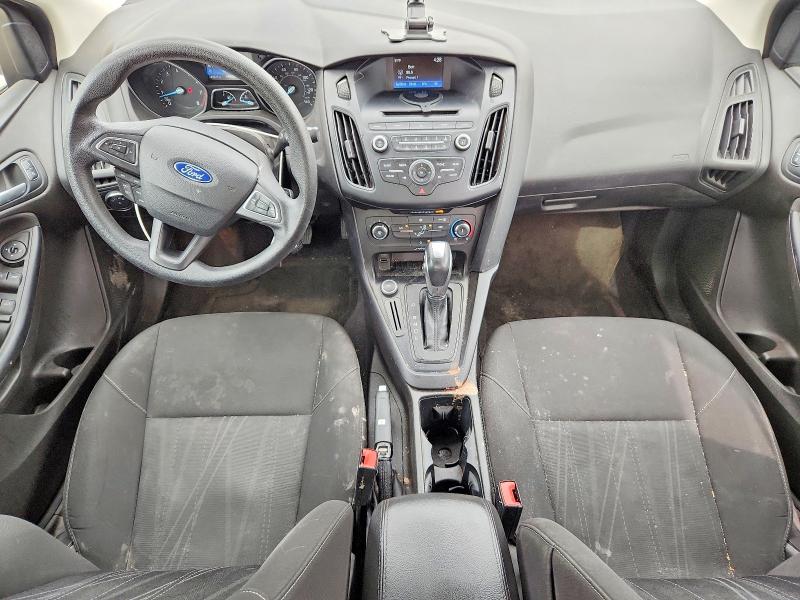 Photo 8 from auction – 2016 FORD FOCUS with VIN 1FADP3F27GL262684