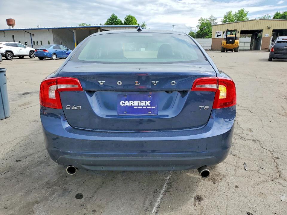 Photo 6 from auction – 2013 VOLVO S60 with VIN YV1612FS0D1209888