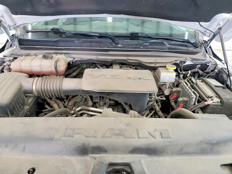 Photo 11 from auction – 2022 RAM 1500 with VIN 1C6RRFCG3NN438442