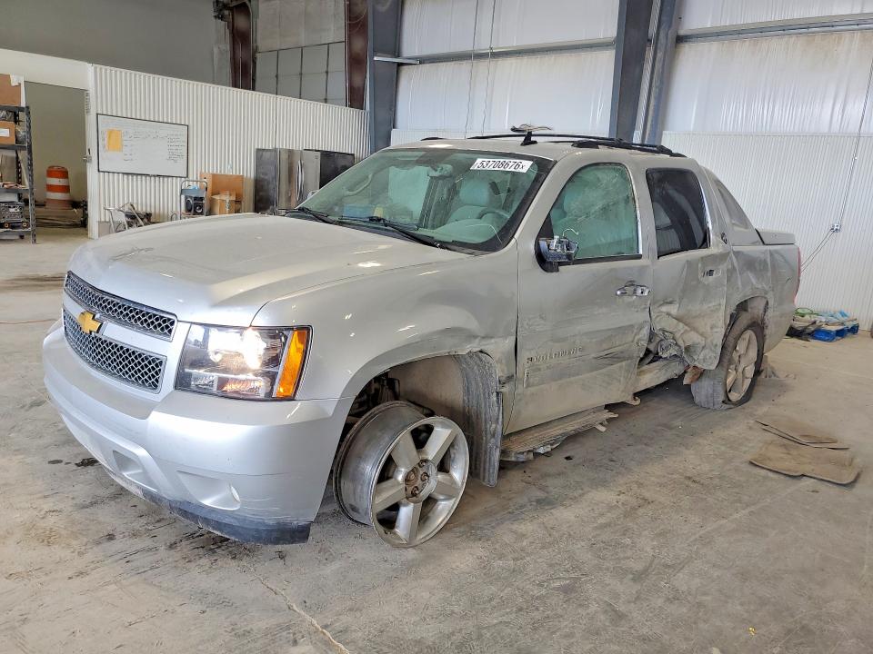 Photo 1 from auction – 2013 CHEVROLET AVALANCHE with VIN 3GNTKGE70DG328050