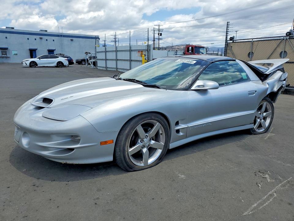 PONTIAC FIREBIRD 2002 with VIN 2G2FV22G822157623 - Photo from auction