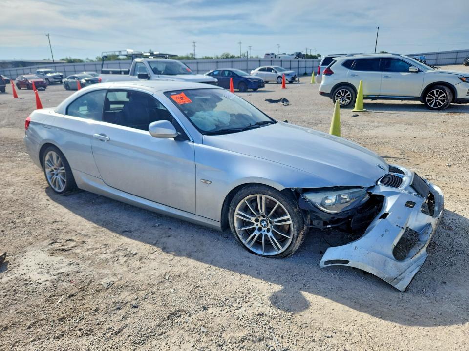 Photo 4 from auction – 2011 BMW 335 with VIN WBADX7C55BE743740
