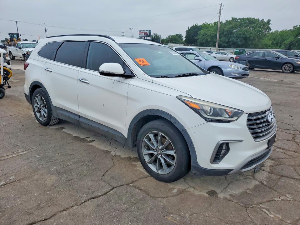 Photo 4 from auction – 2017 HYUNDAI SANTA FE with VIN KM8SN4HF2HU191673