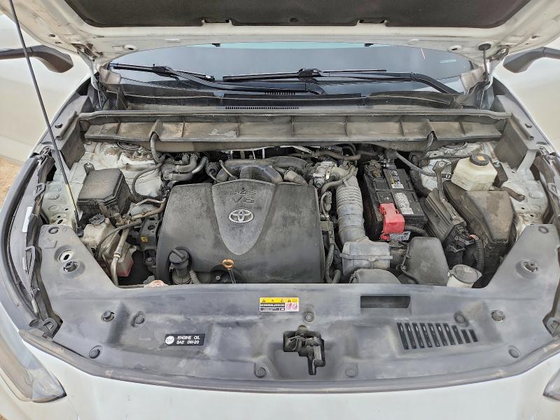 Photo 11 from auction – 2020 TOYOTA HIGHLANDER with VIN 5TDCZRAH3LS001365