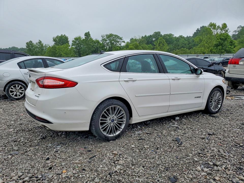 Photo 3 from auction – 2014 FORD FUSION with VIN 3FA6P0LU7ER239613