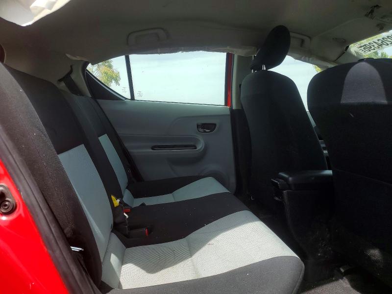 Photo 10 from auction – 2014 TOYOTA PRIUS C with VIN JTDKDTB35E1569367