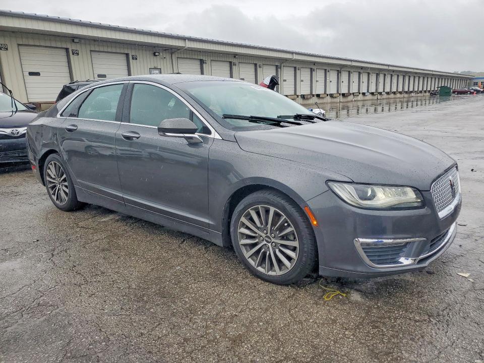 Photo 4 from auction – 2017 LINCOLN MKZ with VIN 3LN6L5B9XHR628164