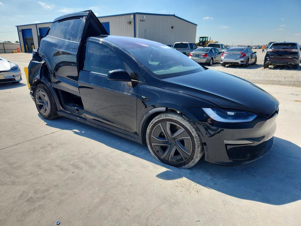 Photo 4 from auction – 2026 TESLA MODEL X with VIN 7SAXCAE59TF476269