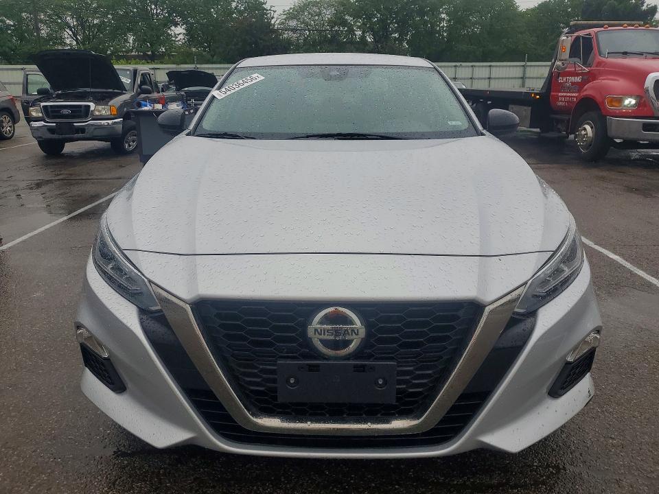 Photo 5 from auction – 2021 NISSAN ALTIMA with VIN 1N4BL4CVXMN386679