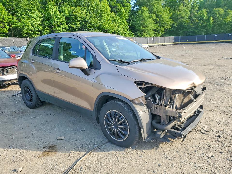 Photo 4 from auction – 2018 CHEVROLET TRAX with VIN 3GNCJKSB7JL203659