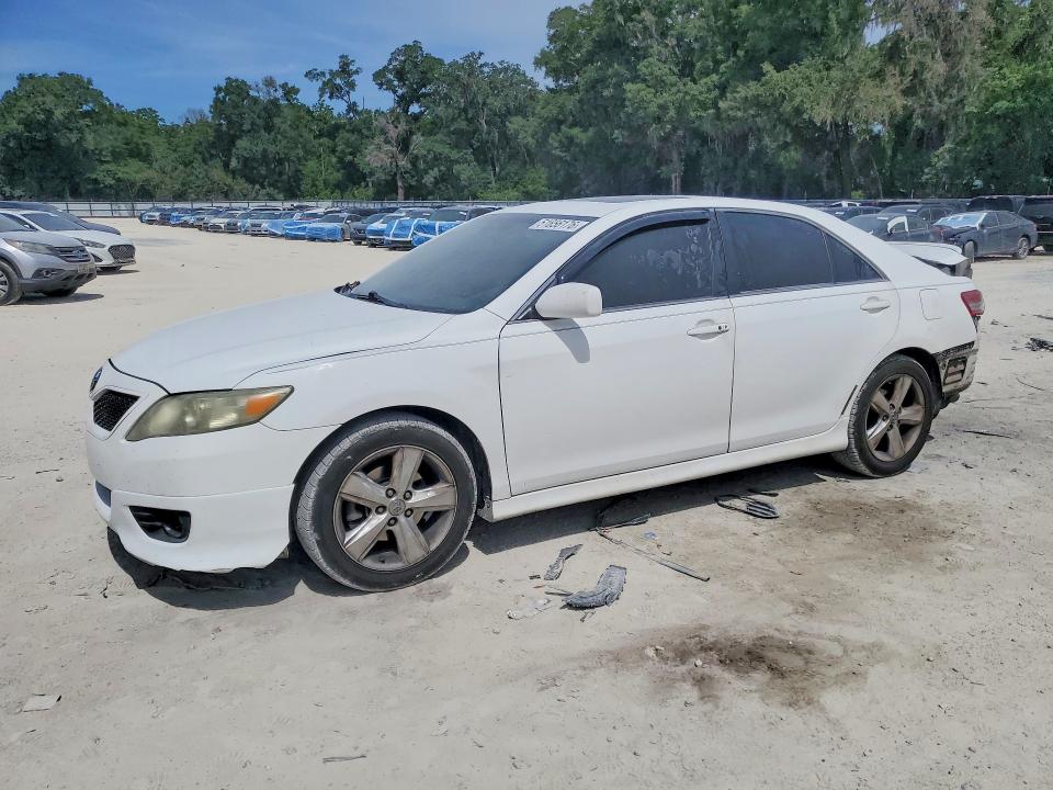 Фото 1 с аукциона – 2011 TOYOTA CAMRY с VIN 4T1BF3EK8BU744441